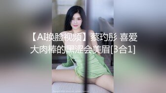 几个老头想拉这个短裙美女又不上，被人抢走了 1V-砂舞