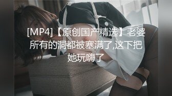 某汽车品牌销售没想到这么骚 露脸