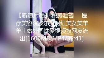 露脸熟女与相差20岁的小伙偷情性爱自拍完整版