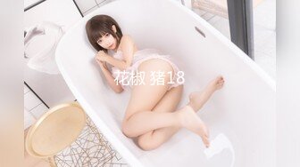 [MP4/ 571M]&nbsp;&nbsp;网红小美女小允儿戴上DVR给你沉浸式般的真实性爱体验