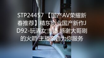 熟女妈妈 在家无套操阿姨 啊 痛 操完逼 润滑鸡 还想爆阿姨的菊 可惜屁眼太小紧真不好插 还是老老实实操逼吧