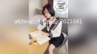 《硬核精品网红重磅》万人求档OnlyFans风韵犹存巨乳肥臀白皙熟女【yoshika】付费解锁私拍~阴蒂超大~败火神器 (15)