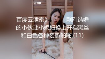 重磅9月无水福利，万人求档OF满分颜值，大奶女神bratsuyeon露脸性爱自拍，极度反差，3P啪啪一字马