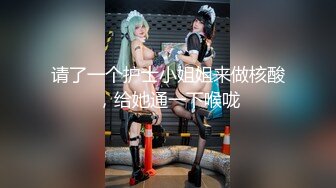 风骚小少妇户外勾搭农民大叔激情啪啪，让大哥伸进衣服摸骚奶子