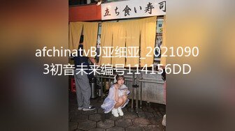 漂亮人妻3P啊啊好舒服爸爸快点操我被两个中年大叔嘴逼同时抽插骚叫连连