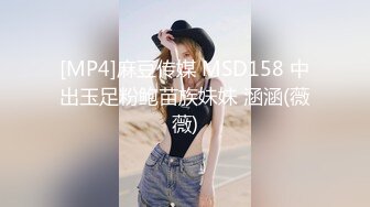 【Stripchat】“不行，我要尿了”轻熟长腿高颜值美少妇女主播「Eliza」淫水泛滥假鸡巴塞屄里自慰自动划出