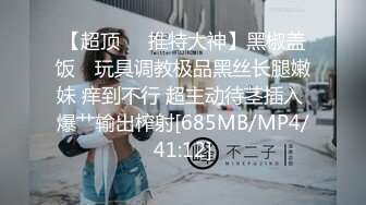 女友：哦没事明哥我把公司位置发你，你导航过来好吧。老公，你操操我吧。  微信友：我那个刚才在开车。  男友射完：好累啊。你想要啊？