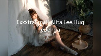 ExxxtraSmall.Alita.Lee.Huge.Jenga